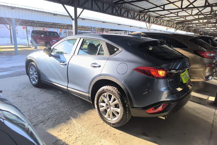 Used Mazda CX-4 2016 2.0L Automatic 2WD Blue Sky Dynamic Edition
