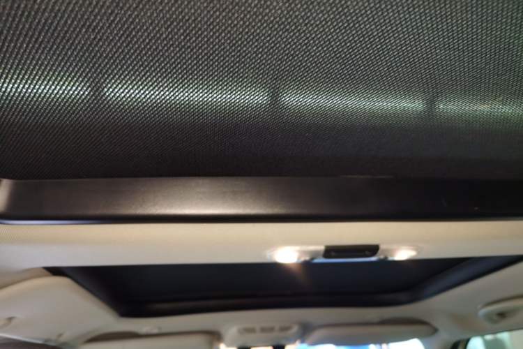 Used  MINI 2015 1.5T COOPER Fun Five-Door Edition
