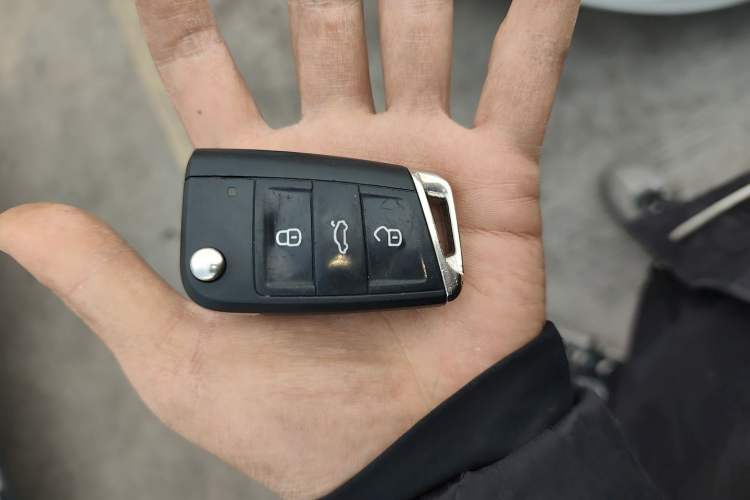 Used Volkswagen Golf 2016 230TSI Automatic Luxury Version