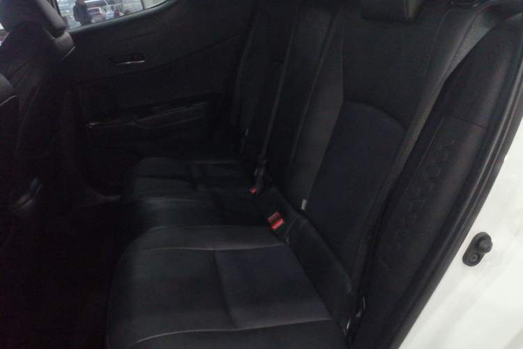 Used Toyota C-HR 2021 2.0L Luxury Edition
