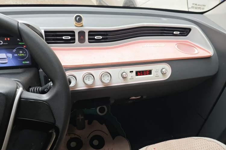 Used Wuling Hongguang MINIEV 2021 Macaron Premium Model – Lithium Iron Phosphate
