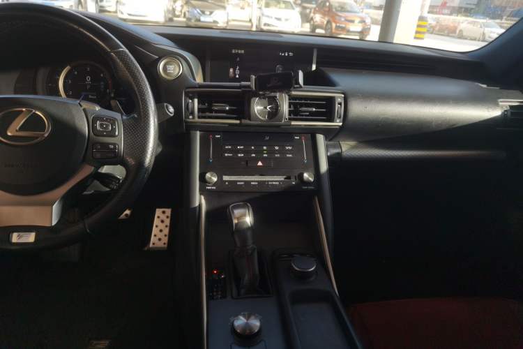 Used Lexus IS 2017 300 F SPORT Edition
