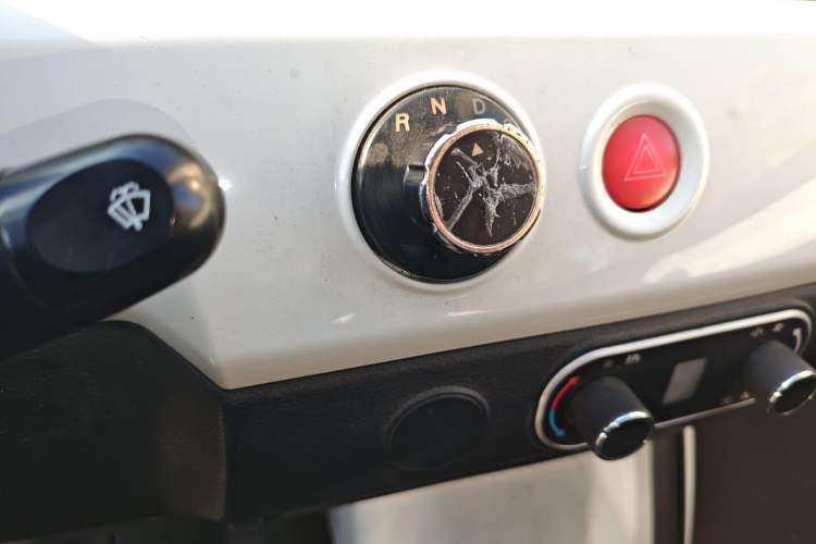 Used  D01 2023 Van Standard Version
