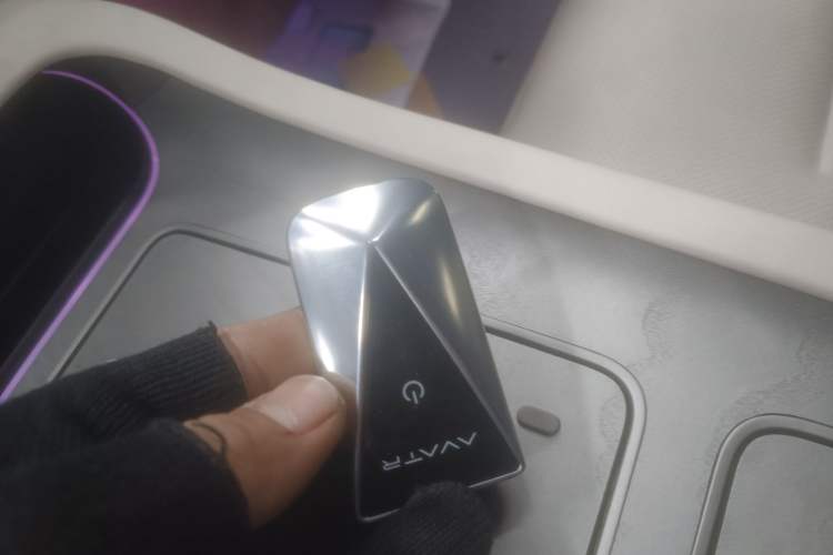 Used  12 2025 Ultra Extended-Range Edition
