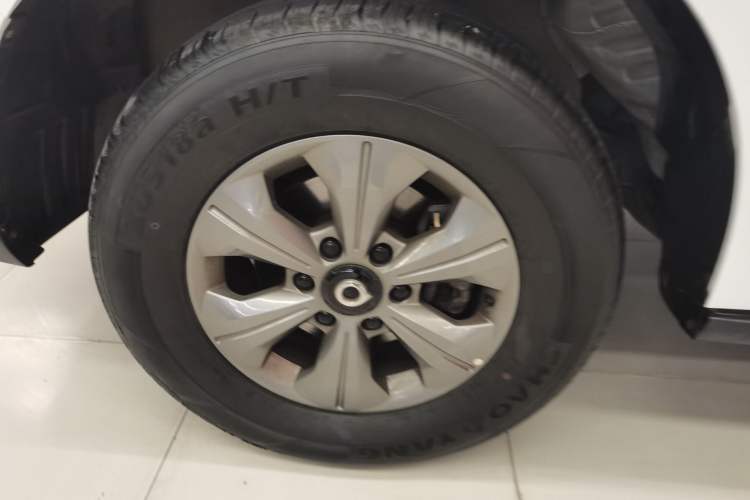 Used Great Wall Poer 2023 2.0T Commercial Version Automatic Diesel 4x4 Elite Long-Box GW4D20M
