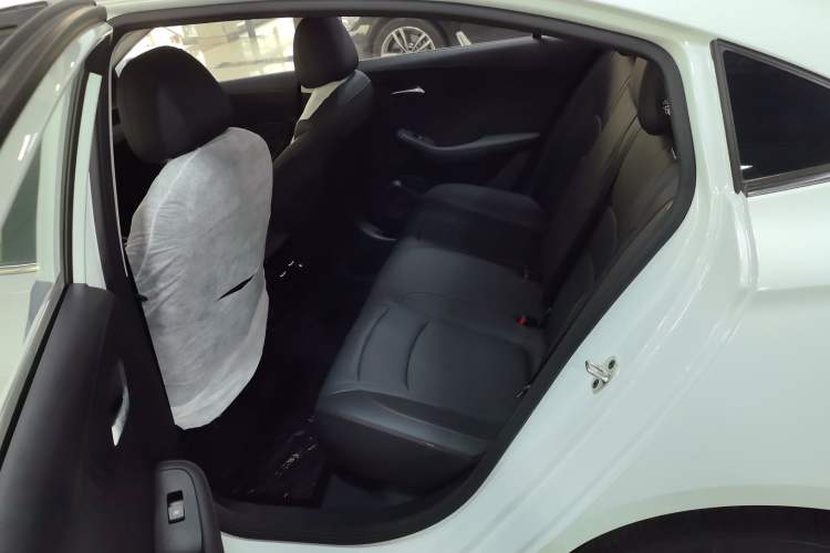 Used Roewe i5 2023 1.5L CVT Luxury Edition