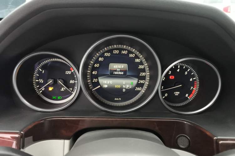 Used Mercedes-Benz E-Class 2014 Facelifted E 260 L Luxury Edition
