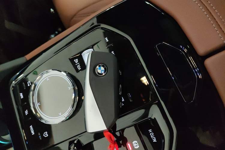 Used BMW 5 Series 2024 530Li Luxury Package Premium Edition
