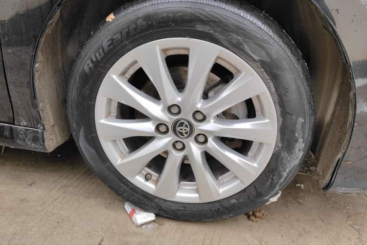 Used Toyota Camry 2019 Revised Version 2.0G Luxury Edition
