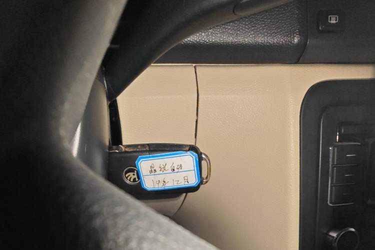 Used Skoda Fabia 2014 1.4L Automatic Crystal Edition