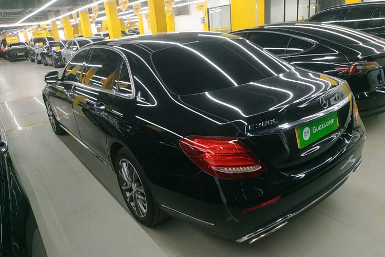 Used Mercedes-Benz E-Class 2016 E 300 L Stylish Model
