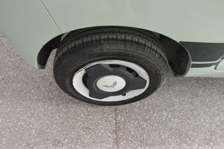 Used Wuling Hongguang MINIEV 2022 Macaron Fashion Edition Lithium-Nickel-Cobalt-Alpha-oxide
