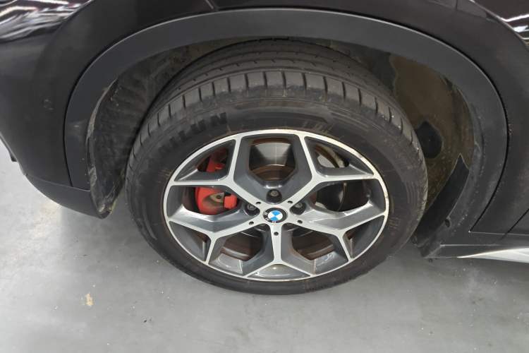 Used BMW X1 2016 sDrive20Li Luxury Model
