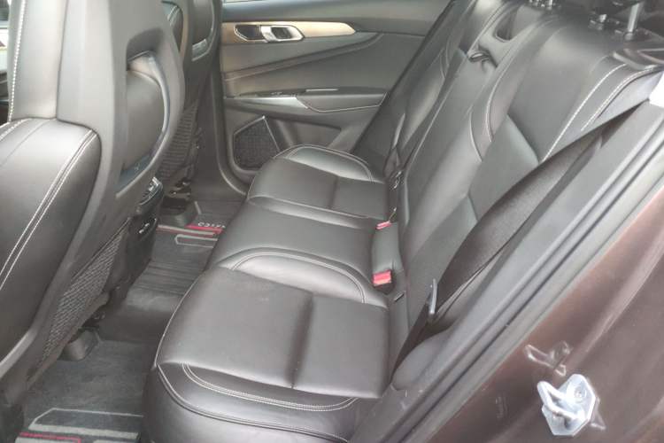 Used Lynk & Co 01 2017 2.0T Two-Wheel Drive Pro Edition
