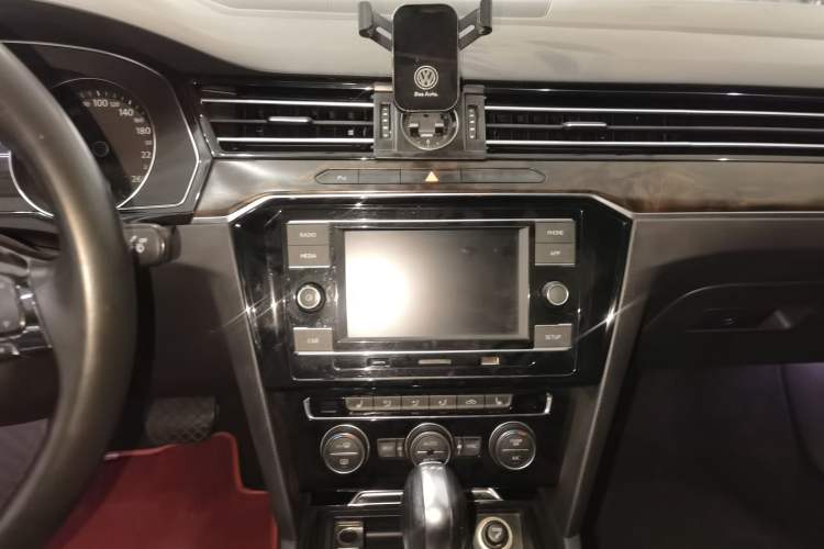 Used Volkswagen Magotan 2018 Facelift 330TSI DSG Luxury Model