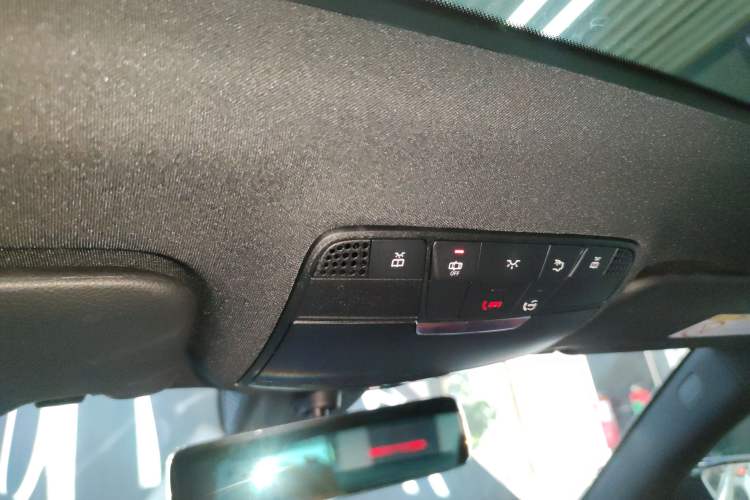 Used Mercedes-Benz E-Class 2023-Year Restyled E 260 Coupe
