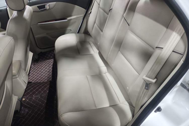 Used Buick Excelle 2015 1.5L Manual Luxury Model