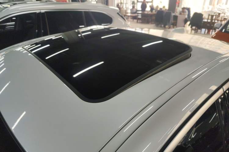 Used BMW 3 Series 2024 325i M Sport Package