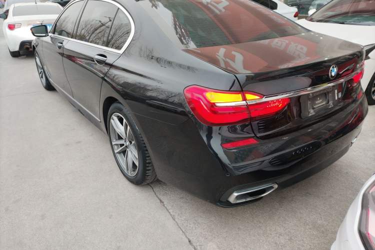 Used BMW 7 Series 2018 730Li Leading Model M Sport Package
