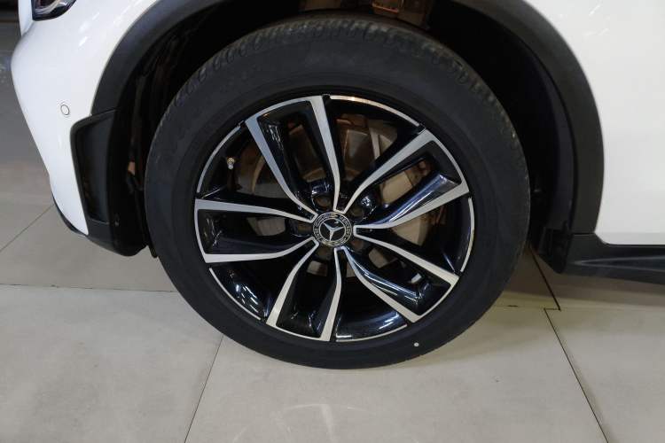 Used Mercedes-Benz GLC 2020 Facelift GLC 260 L 4MATIC Luxury Edition