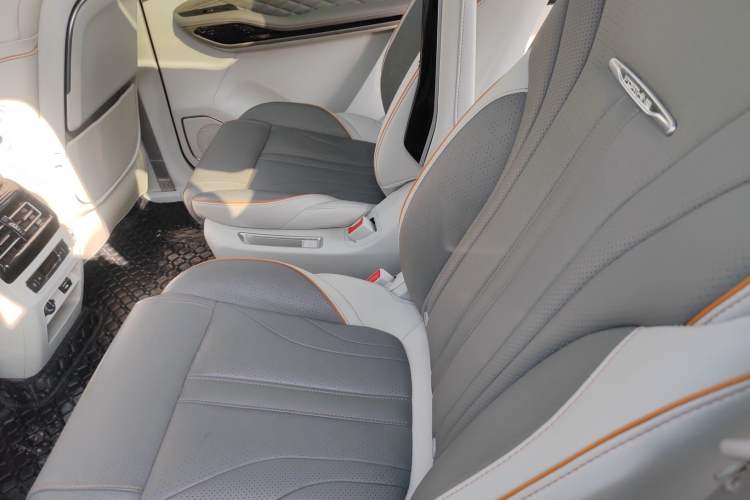 Used FORTHING Yacht 2022 1.5T DCT Lan Yue Edition
