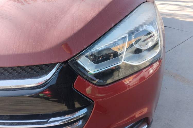 Used  Refine S2 2015 1.5L CVT Luxury Smart Version