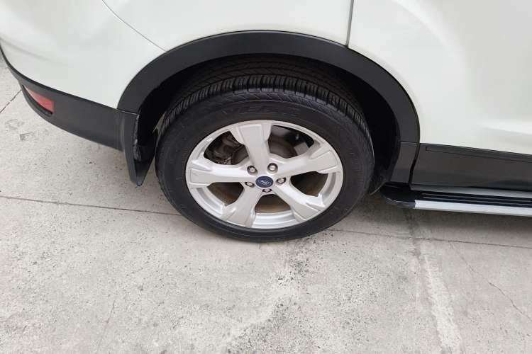 Used Ford Kuga 2017 EcoBoost 180 Two-Wheel-Drive Tiger Leap Model