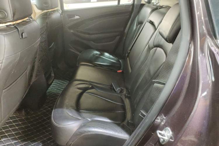 Used Buick Envision 2015 20T Two-Wheel-Drive Elite Model
