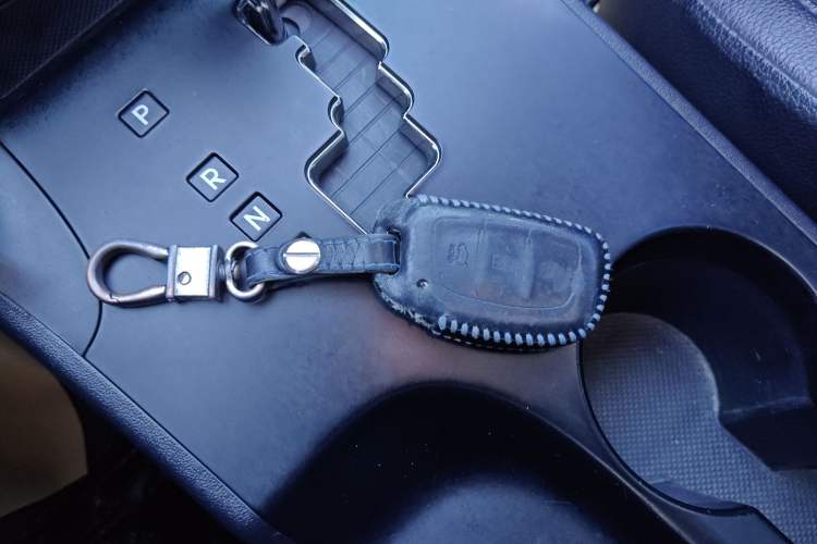 Used Hyundai ix35 2013 2.0L Automatic Two-Wheel Drive Smart GLS China IV Standard
