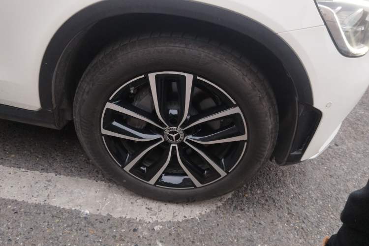 Used Mercedes-Benz GLC 2022 Second Facelift GLC 260 L 4MATIC Luxury Edition
