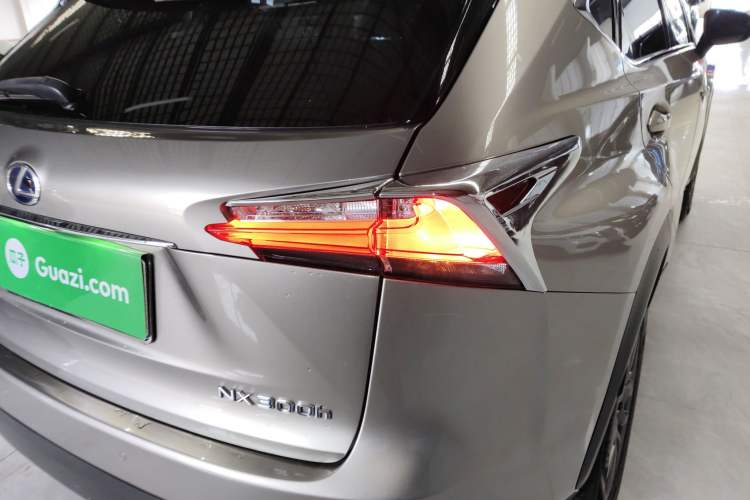 Used Lexus NX 2015 300h All-Wheel-Drive Fēngzhì Edition