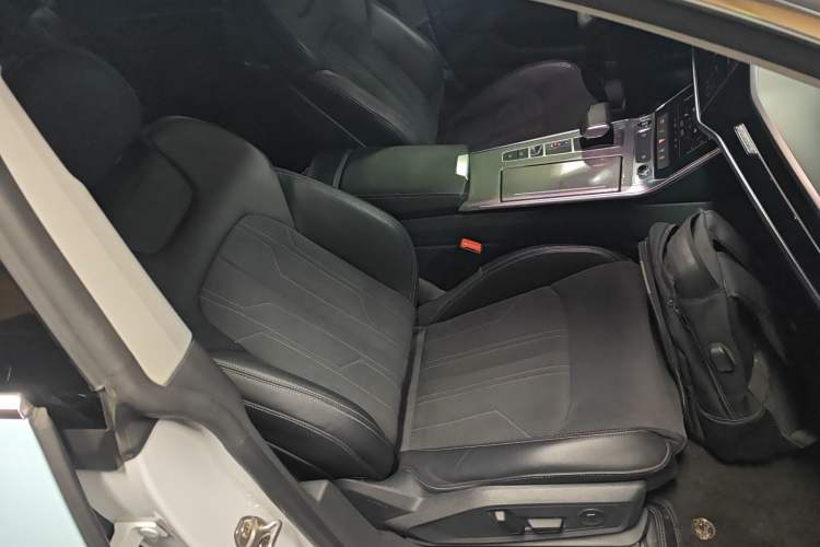 Used Audi A7L 2022 45 TFSI S-line Dream-Building Edition
