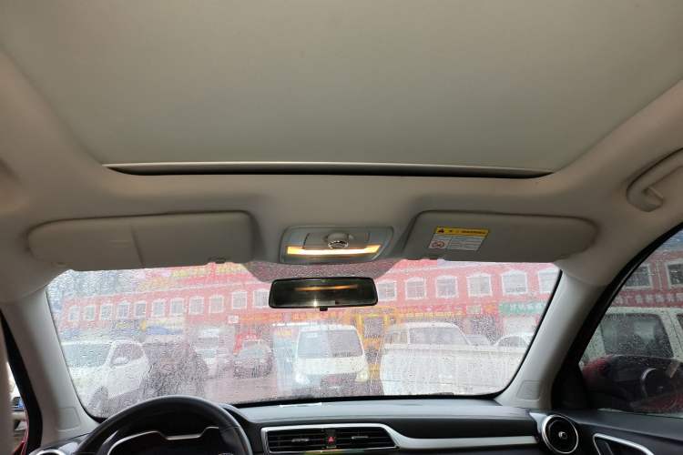 Used MG ZS 2018 1.5L Automatic Luxury Edition China V Standard
