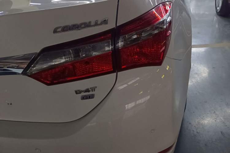 Used Toyota Corolla 2017 Revised Version 1.2T S-CVT GL