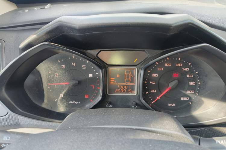 Used Chery Fengyun 2 2013 Hatchback 1.5L Manual Kuaiyi Edition
