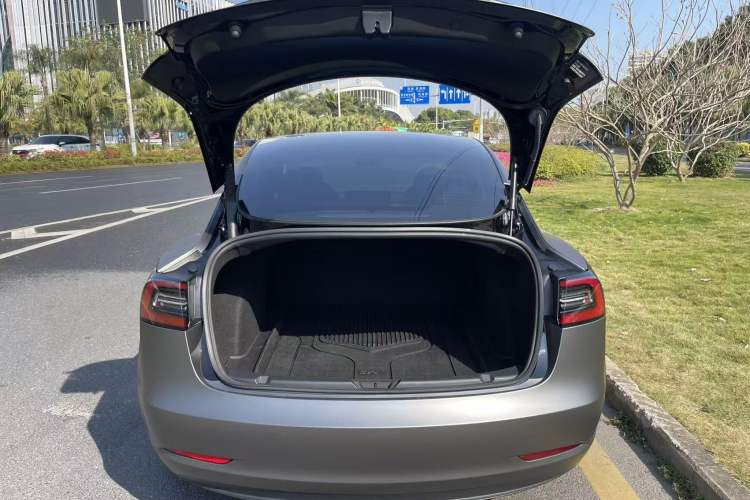 Used Tesla Model 3 2022 Rear-Wheel-Drive Version