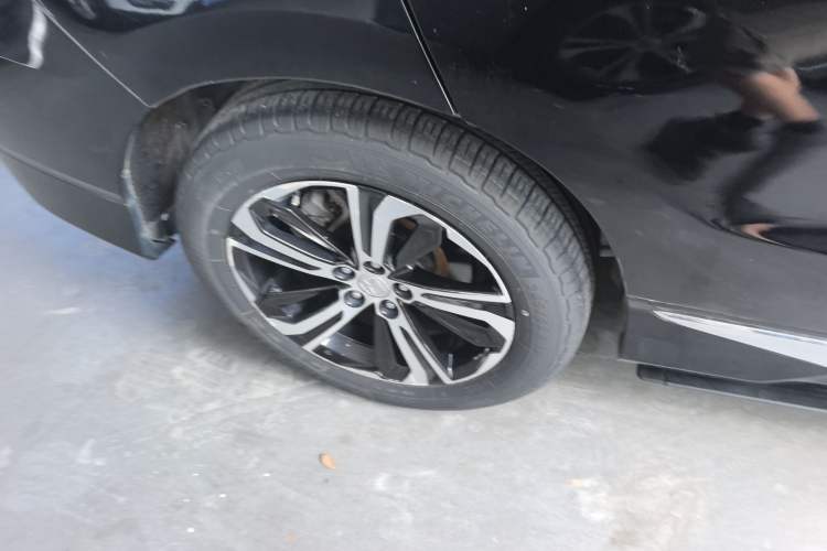 Used Honda UR-V 2017 370TURBO 2WD Prestige Edition China V
