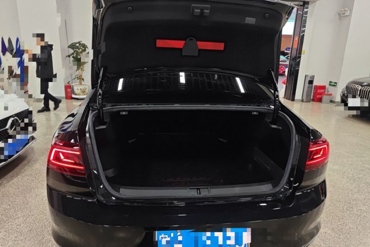 Used Volkswagen Magotan 2023 2 Million Units Limited Edition 330TSI DSG Leading Version