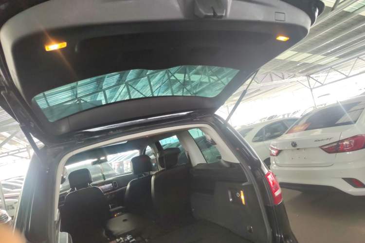 Used Volkswagen Sharan 2014 2.0 TSI Standard Model
