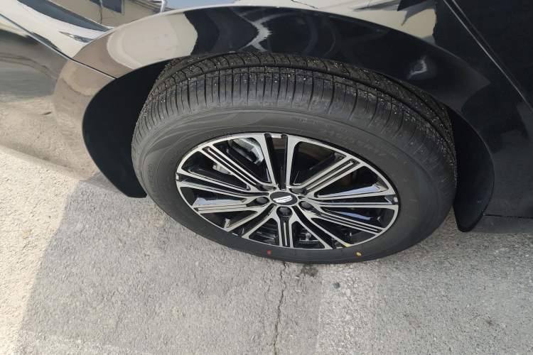 Used Geely Auto Preface 2026 Model Oriental Yao 1.5TD Fuyao Edition