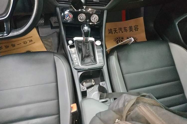 Used Volkswagen Sagitar 2020 200TSI DSG Comfort Version China VI Standard