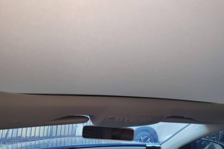 Used Mercedes-Benz E-Class 2020 Restyled E 300 L Sporty and Stylish Edition
