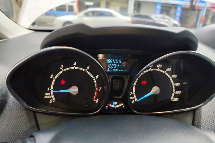 Used Ford Fiesta 2013 Hatchback 1.5L Automatic Fashion Edition
