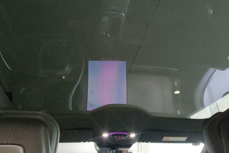 Used  SU7 2024 Rear-Drive Long-Range Intelligent Driving Version
