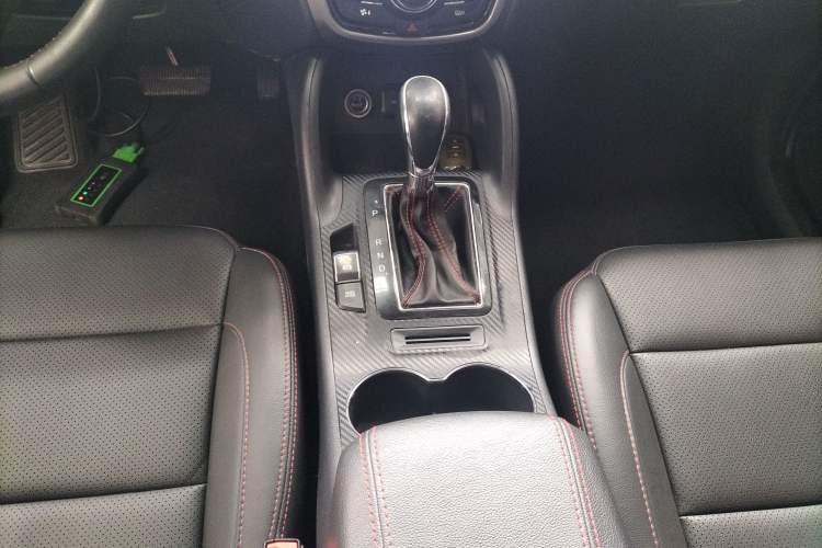 Used Changan CS75 2016 1.8T Automatic Elite Model China V Standard
