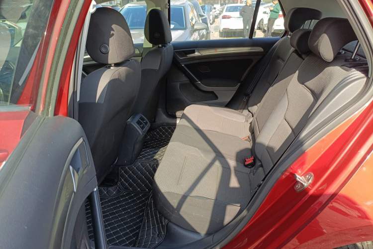 Used Volkswagen Golf 2016 1.6L Automatic Comfort Model