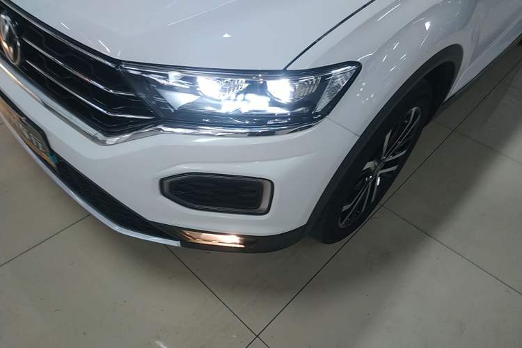 Used Volkswagen T-ROC 2021 280TSI DSG Two-Wheel Drive Comfort Connect Edition
