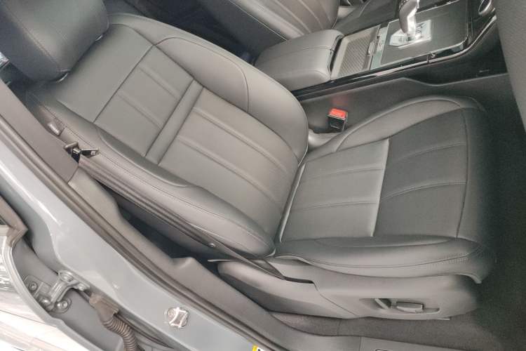 Used Land Rover Range Rover Evoque 2020 249 PS R-DYNAMIC S Sport Edition
