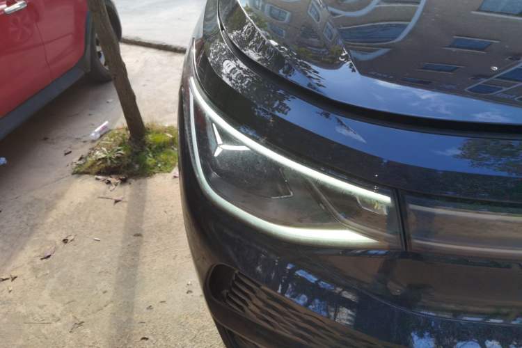 Used Volkswagen ID.6 X 2023 Ultra-Intelligent Long-Range Version
