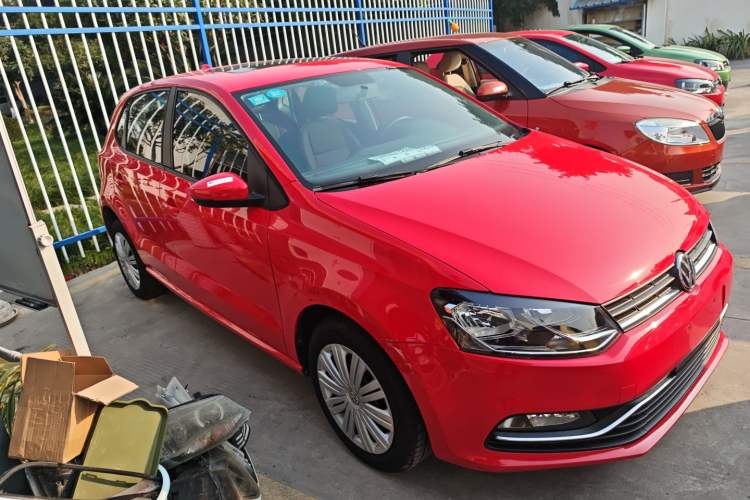 Used Volkswagen Polo 2016 1.6L Automatic Comfort Model